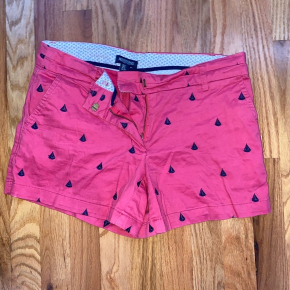 Shorts with sail boats - Picture 1 of 2
